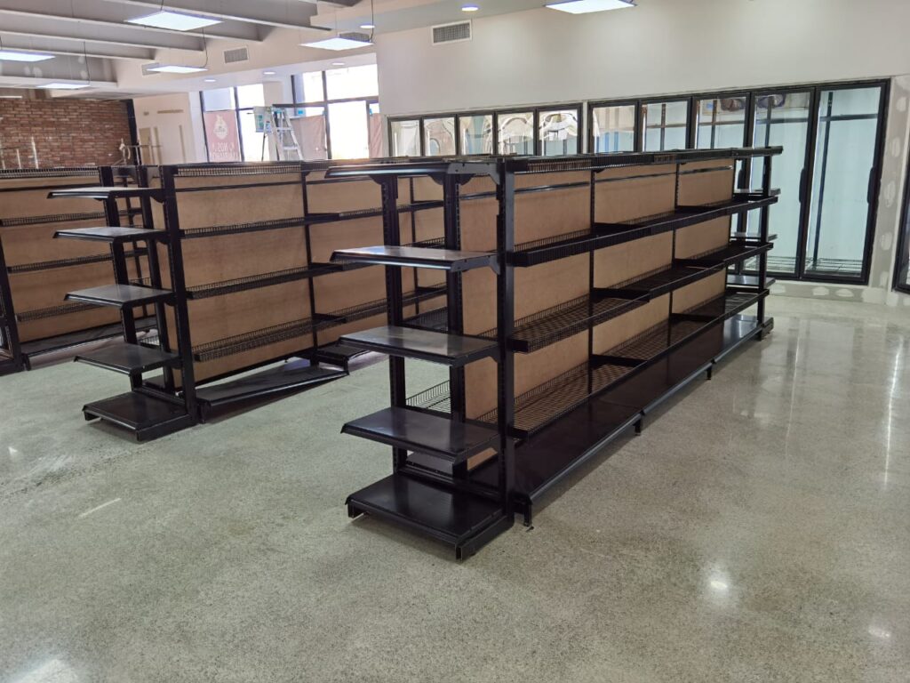 fabricación de góndolas metálicas